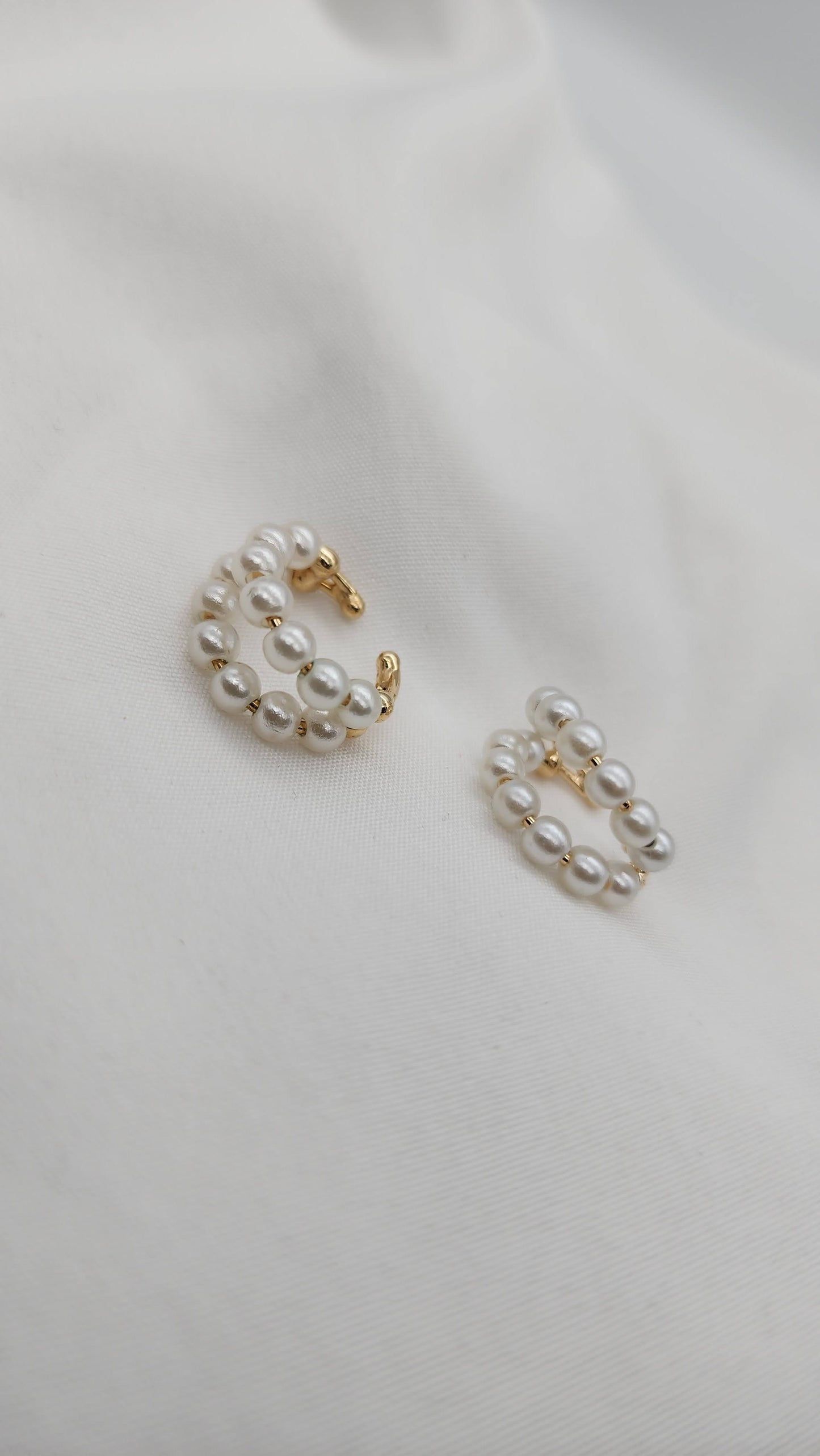 Ear cuff doble perlas